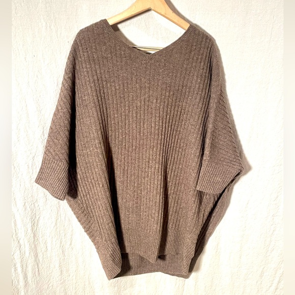 Vince sweater womens brown yak wool batwing vneck - Picture 2 of 8